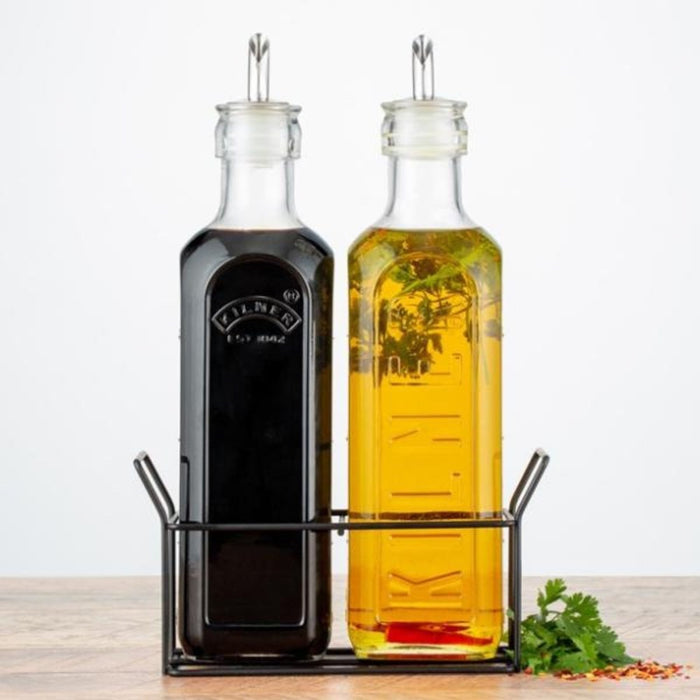 Kilner Set Of 2 Oil Bottles with Metal Rack - 600ml