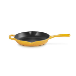 Le Creuset Signature Cast Iron Round Skillet - 20cm