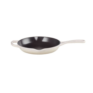 Le Creuset Signature Cast Iron Round Skillet - 20cm