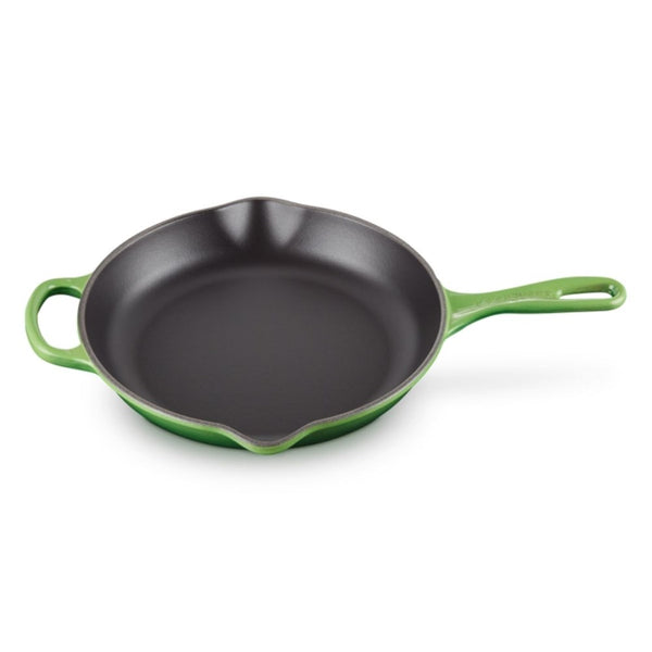 Le Creuset Signature Cast Iron Round Skillet - 26cm