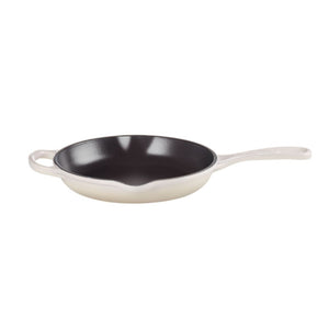 Le Creuset Signature Cast Iron Round Skillet - 26cm