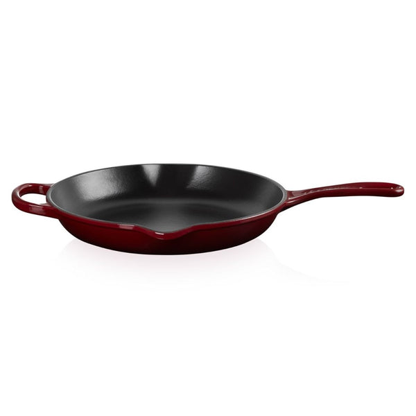 Le Creuset Signature Cast Iron Round Skillet - 26cm
