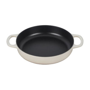 Le Creuset Signature Cast Iron Everyday Pan - 28cm Le Creuset