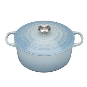 Le Creuset Signature Cast Iron Round Casserole - 22cm