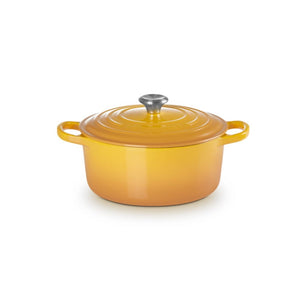 Le Creuset Signature Cast Iron Round Casserole - 22cm