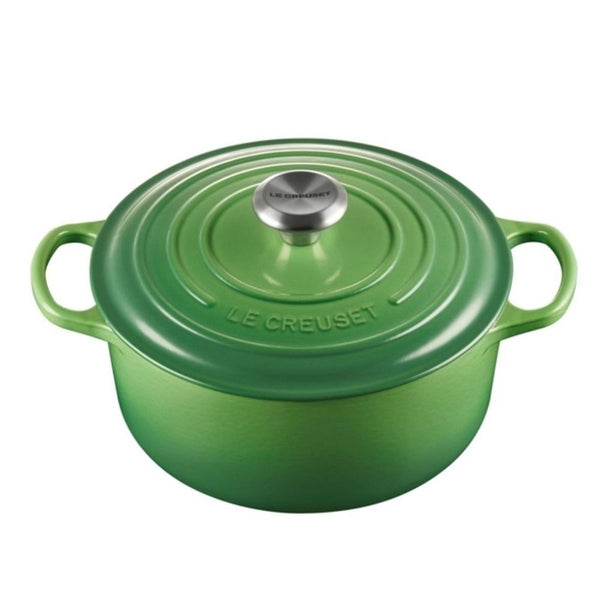 Le Creuset Signature Cast Iron Round Casserole - 24cm