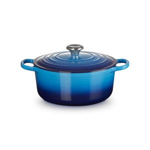 Le Creuset Signature Cast Iron Round Casserole - 26cm