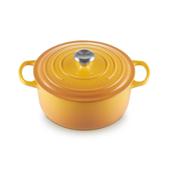 Le Creuset Signature Cast Iron Round Casserole - 26cm