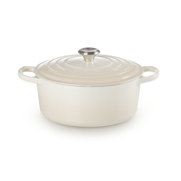 Le Creuset Signature Cast Iron Round Casserole - 26cm