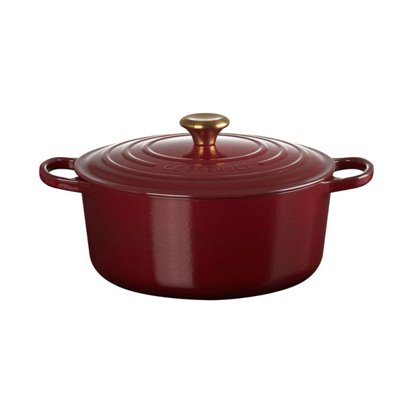 Le Creuset Signature Cast Iron Round Casserole - 26cm