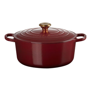 Le Creuset Signature Cast Iron Round Casserole - 28cm Le Creuset