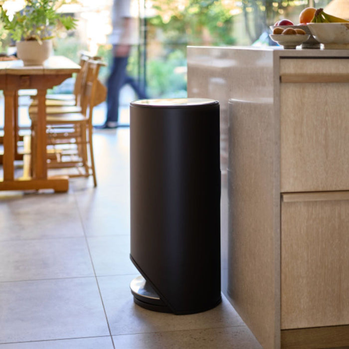 Joseph Joseph Arc Bin - 30 Litre