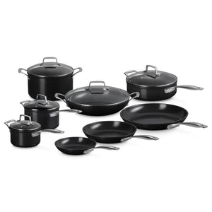 Le Creuset Essential Non-Stick Ceramic 8 Piece Cookware Set Le Creuset