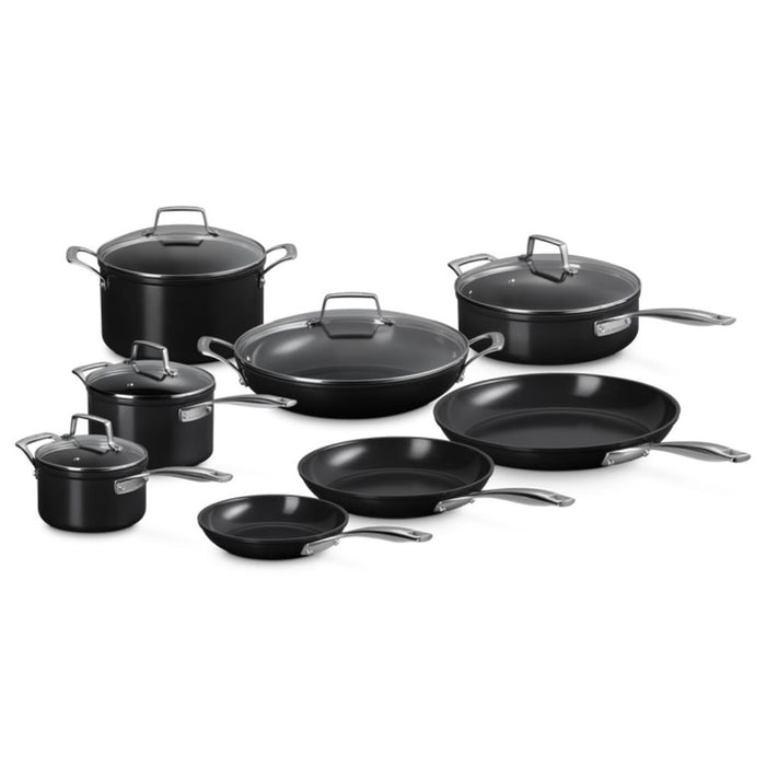 Le Creuset Essential Non-Stick Ceramic 8 Piece Cookware Set