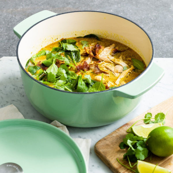 KitchenAid Covered Round Casserole 26cm/5.2L - 4 Colours KitchenAid