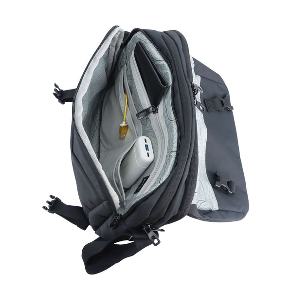 Discovery Downtown Laptop Messenger Bag - Black Discovery