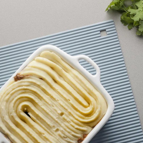 Zeal Jumbo Silicone Trivet - 35 x 24cm - 4 Colours Zeal