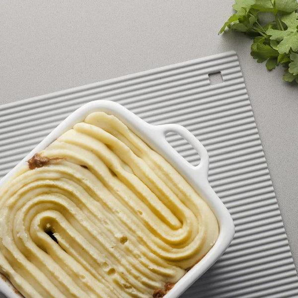 Zeal Jumbo Silicone Trivet - 35 x 24cm - 4 Colours Zeal