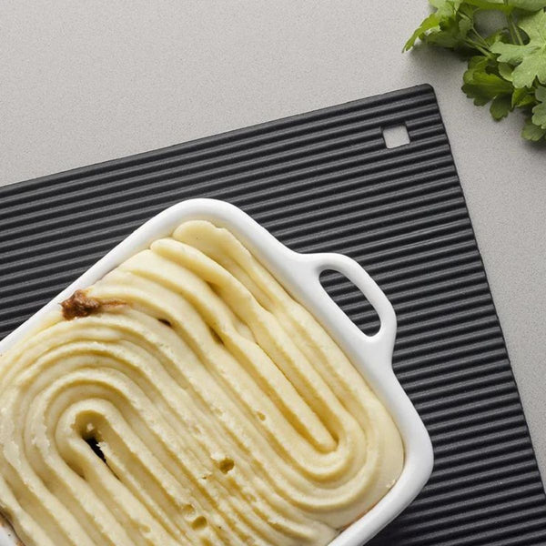 Zeal Jumbo Silicone Trivet - 35 x 24cm - 4 Colours Zeal