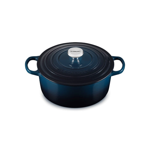 Le Creuset Signature Cast Iron Round Casserole - 26cm