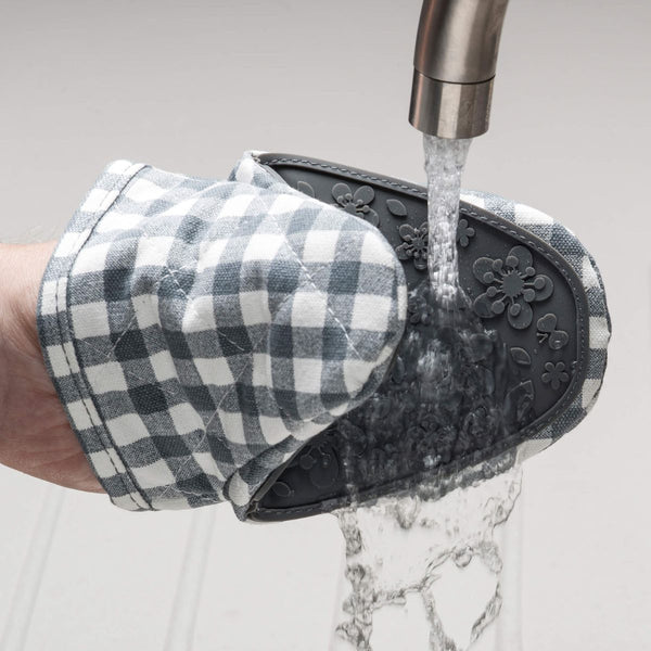 Zeal Fabric and Silicone Mini Oven Mitt