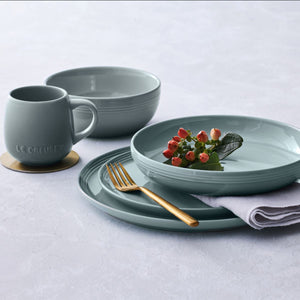 Le Creuset Stoneware Coupe Side Plate - 22cm Le Creuset