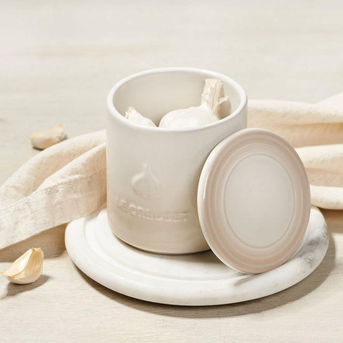 Le Creuset Stoneware Boston Garlic Keeper 425ml - Meringue