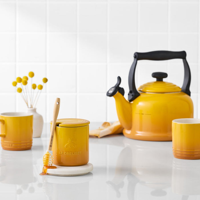 Le Creuset Stoneware Boston Honey Pot & Dipper 425ml - Nectar