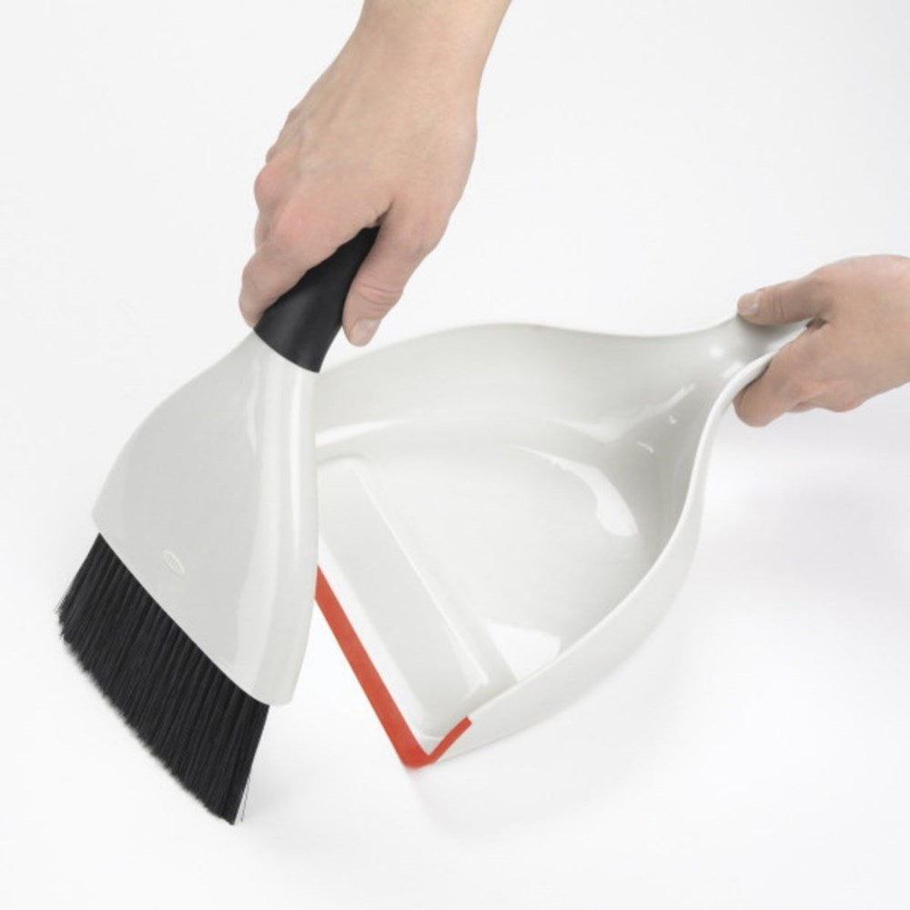 OXO Good Grips Dustpan & Brush Set OXO Good Grips
