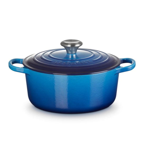 Le Creuset Signature Cast Iron Round Casserole - 28cm Le Creuset