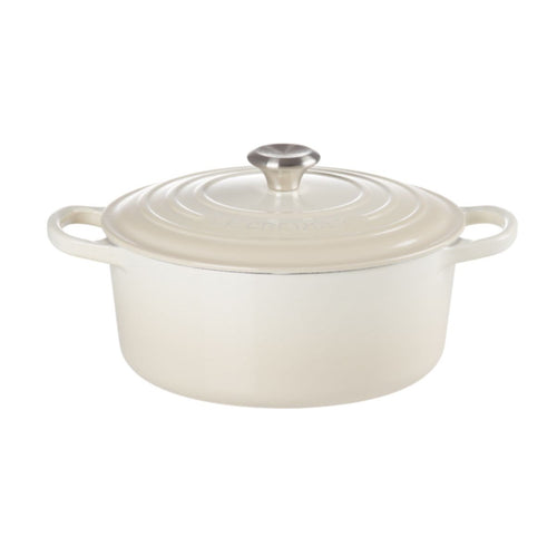 Le Creuset Signature Cast Iron Round Casserole - 28cm Le Creuset