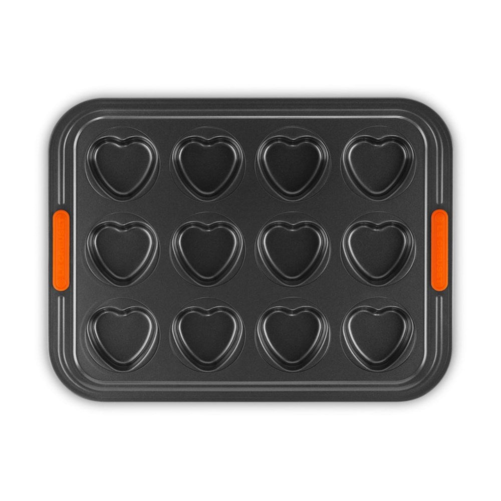 Le Creuset Toughened Non-Stick Heart Tray - 12 Cup Le Creuset