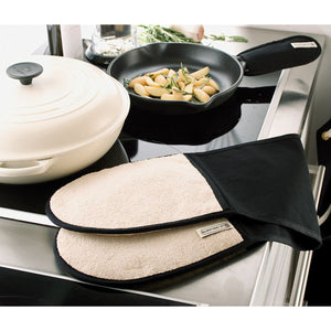 Le Creuset Double Oven Glove