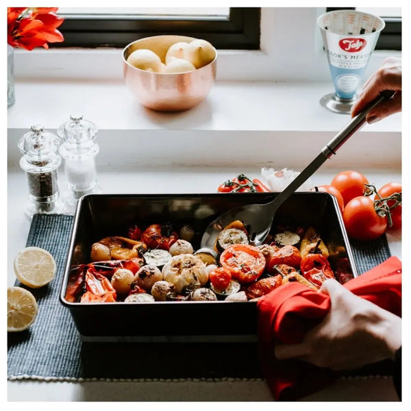 Tala Performance Large Roaster - 34.6cm x 24.5cm