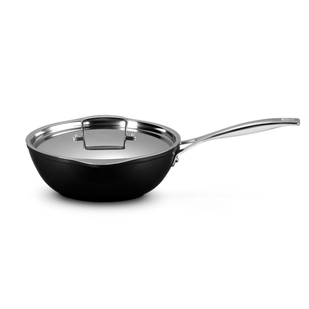 Le Creuset Toughened Non-Stick Chef's Pan with Pouring Spouts - 24cm - Home Essentials