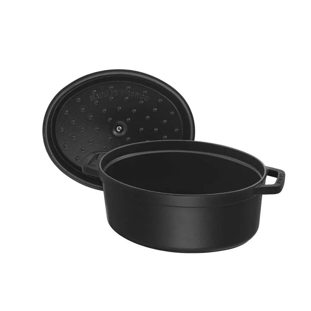 Staub Oval Cocotte - 33cm Staub