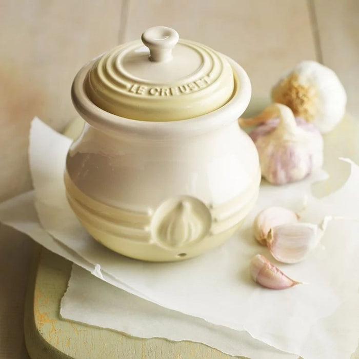 Le Creuset Stoneware Garlic Keeper - Meringue