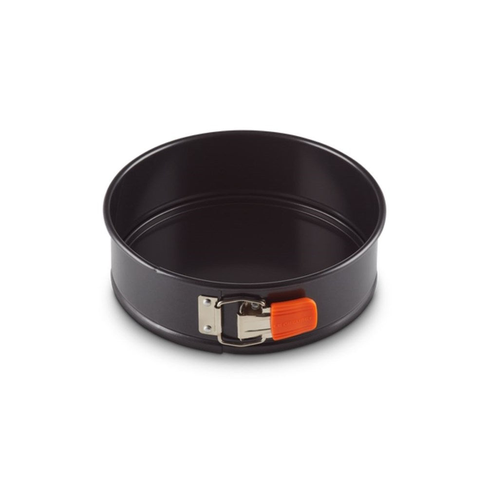 Le Creuset Toughened Non-Stick Springform Tin - 20cm Le Creuset