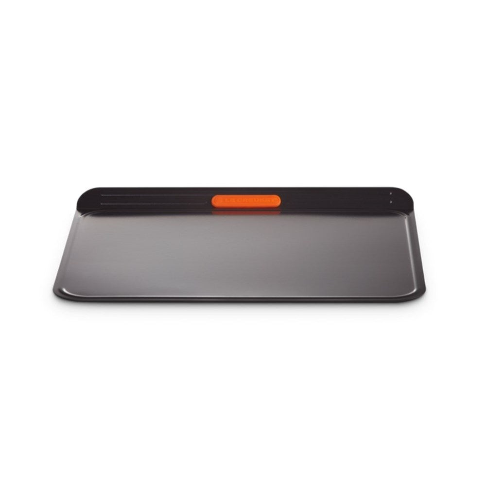  Le Creuset Toughened Non-Stick Bakeware Insulated Cookie Tray -  38 cm: Home & Kitchen