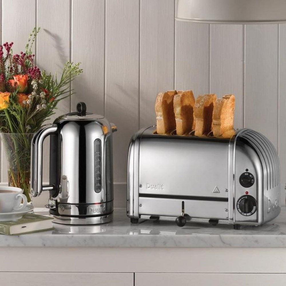Dualit 4 Slice Classic Toaster & Dualit 1.7L Cordless Classic Jug Dualit