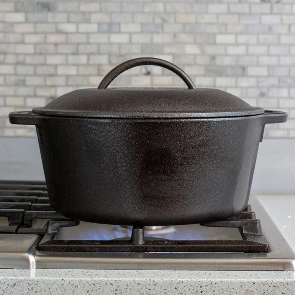 Lodge Cast Iron Dutch Oven with Loop Handle - 4.7L Lodge